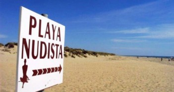 Vera… al agua patos! playas-nudistas-
