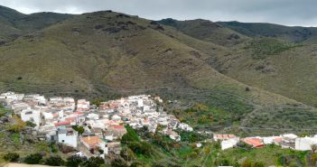Castro de Filabres: molinos, sorpresas y cal Castro Filabres