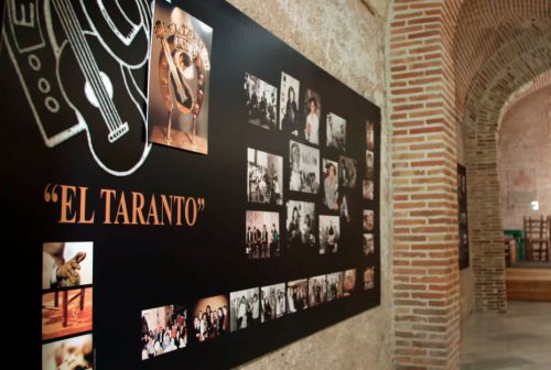 interior del Taranto en Almería