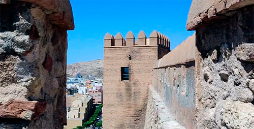 Qué hacer en Almería, descúbrela La Alcazaba