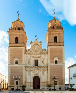 Iglesia-de-la-Encarnación,-Velz-Rubio