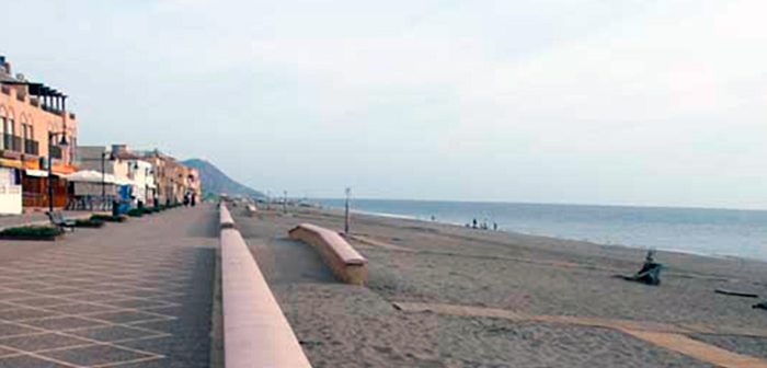 Paseo Marítimo de Cabo de Gata