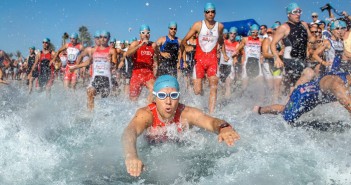 Un triatlón en Roquetas solidario con los más necesitados