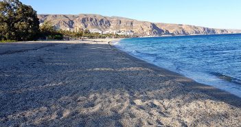 Roquetas de Mar, aires y costa de poniente