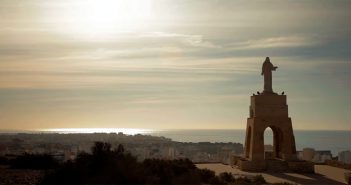 El Cerro de San Cristóbal, Almería