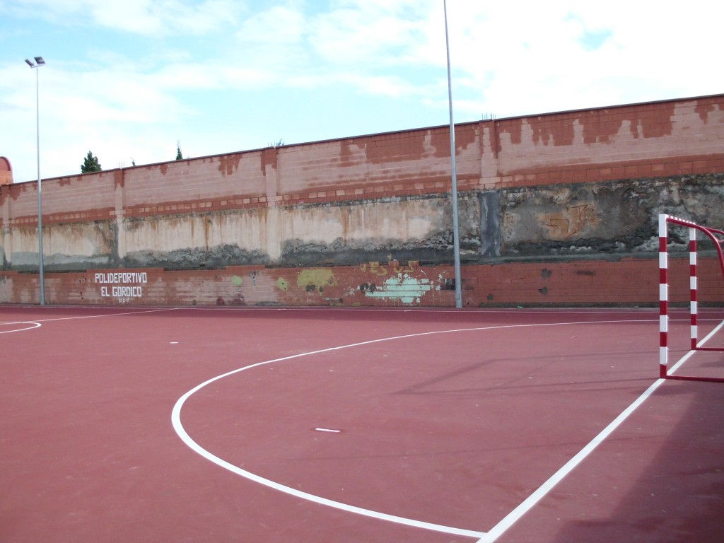 Pista polideportiva de Los Almendros