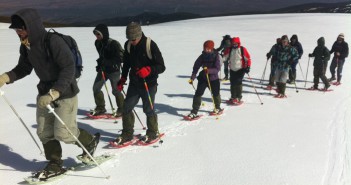 senderismo con raquetas de nieve