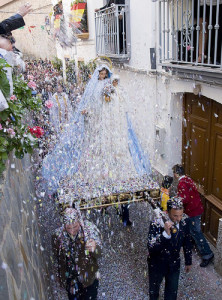 ¡Virgen de los papelicos'.