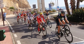 25 ciclistas y 12 lugares donde seguir la Clásica de Almería Clásica de Almería