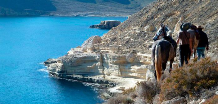 Las rutas a caballo que deberías hacer en Almería
