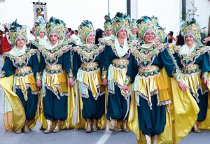 Tú a Mojácar y yo a Carboneras: Moros y Cristianos