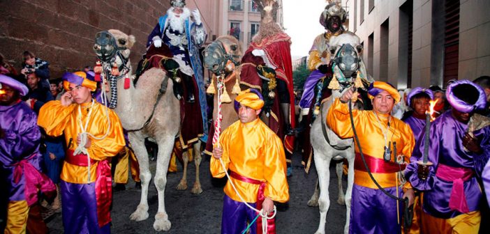 Cabalgata Reyes Magos en Roquetas de Mar