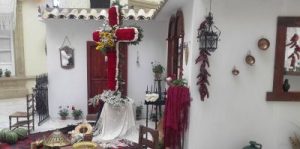 Cruces de Mayo en Almería