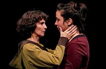 La Isla, obra de teatro