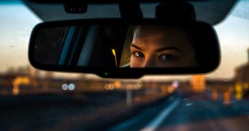 espejo retrovisor de coche