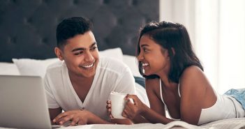 pareja de chicos