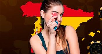 chica con ficha de juego