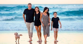 familia en una playa
